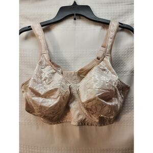 Playtex Women's Bra Playtex Plus Plus 18 Hours, Wireless, No Support, Nude, 38C